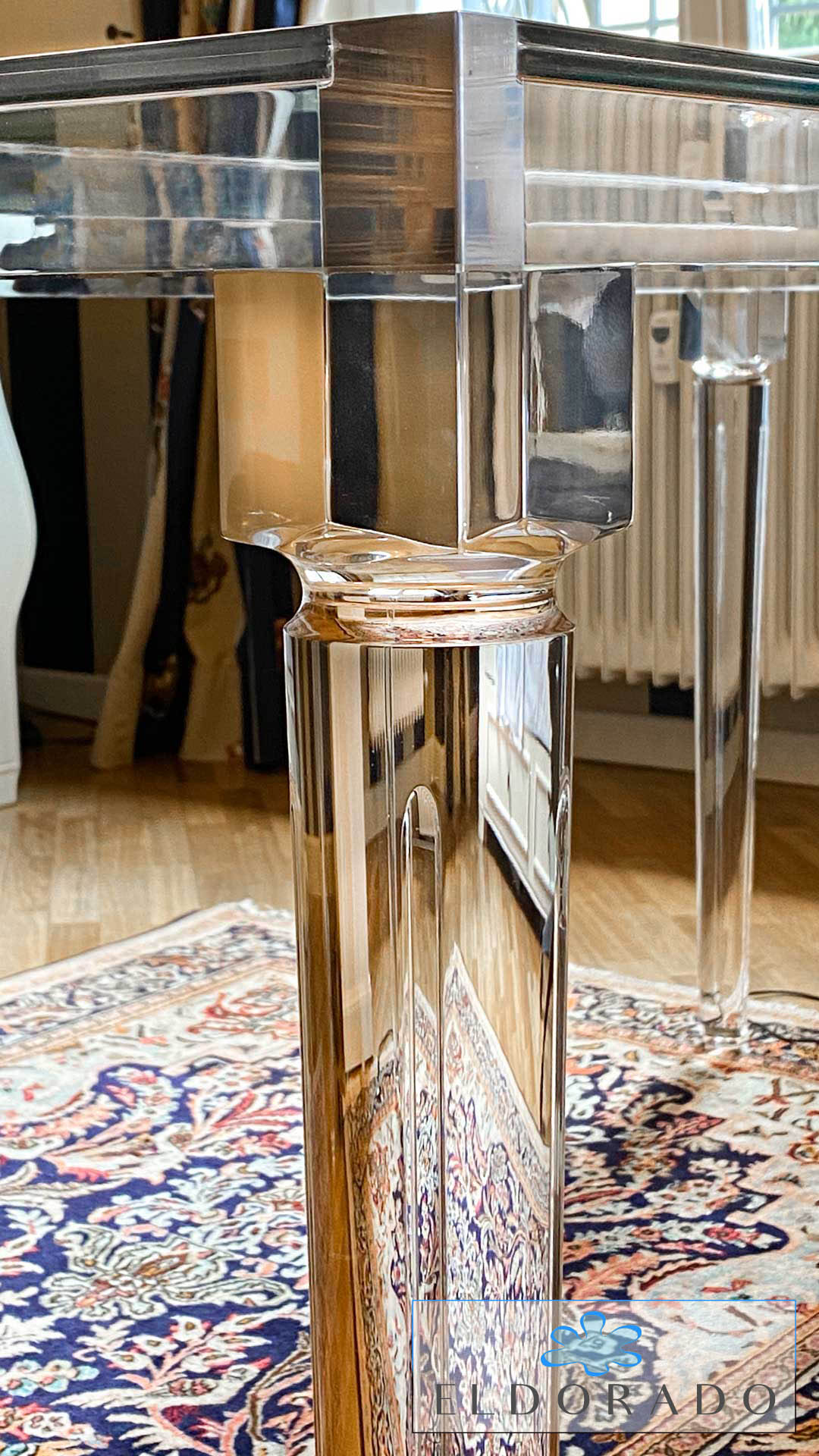 Tavolo in plexiglass IMPERO - particolare gamba