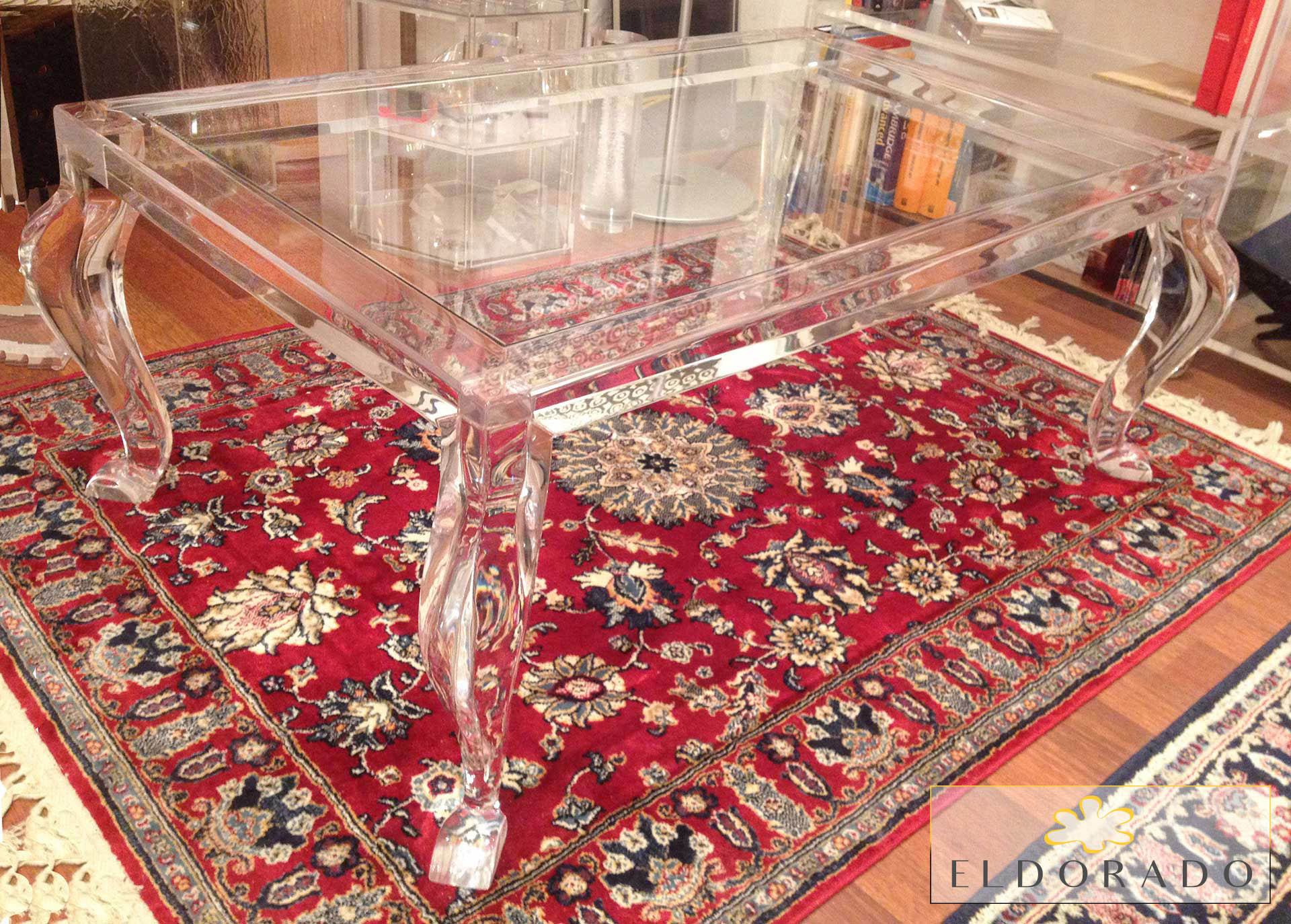 Tavolino in plexiglass 800 cm 110 x 65 h.40 