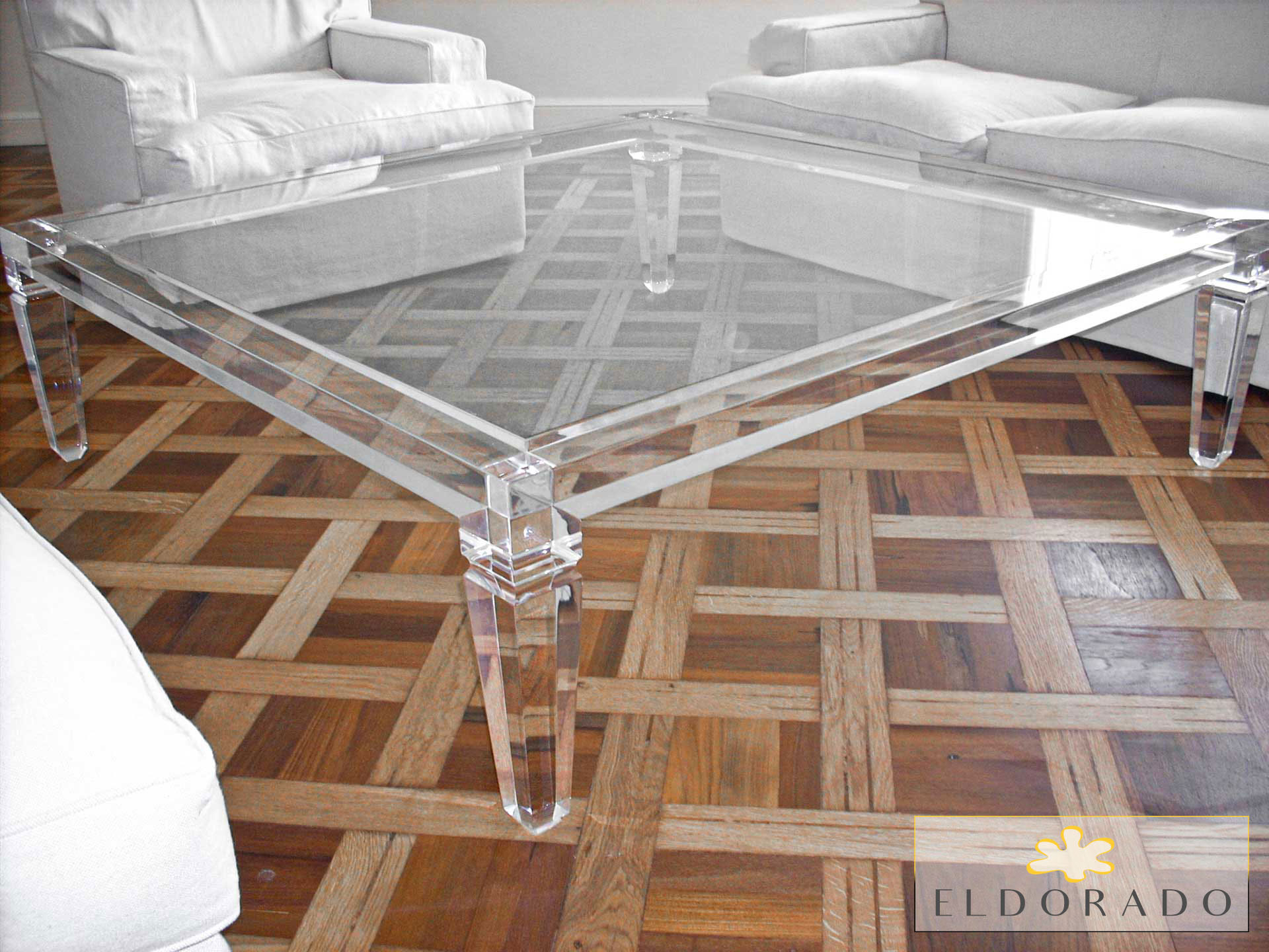 Tavolino in plexiglass LV1 cm 140 x 140 h.40