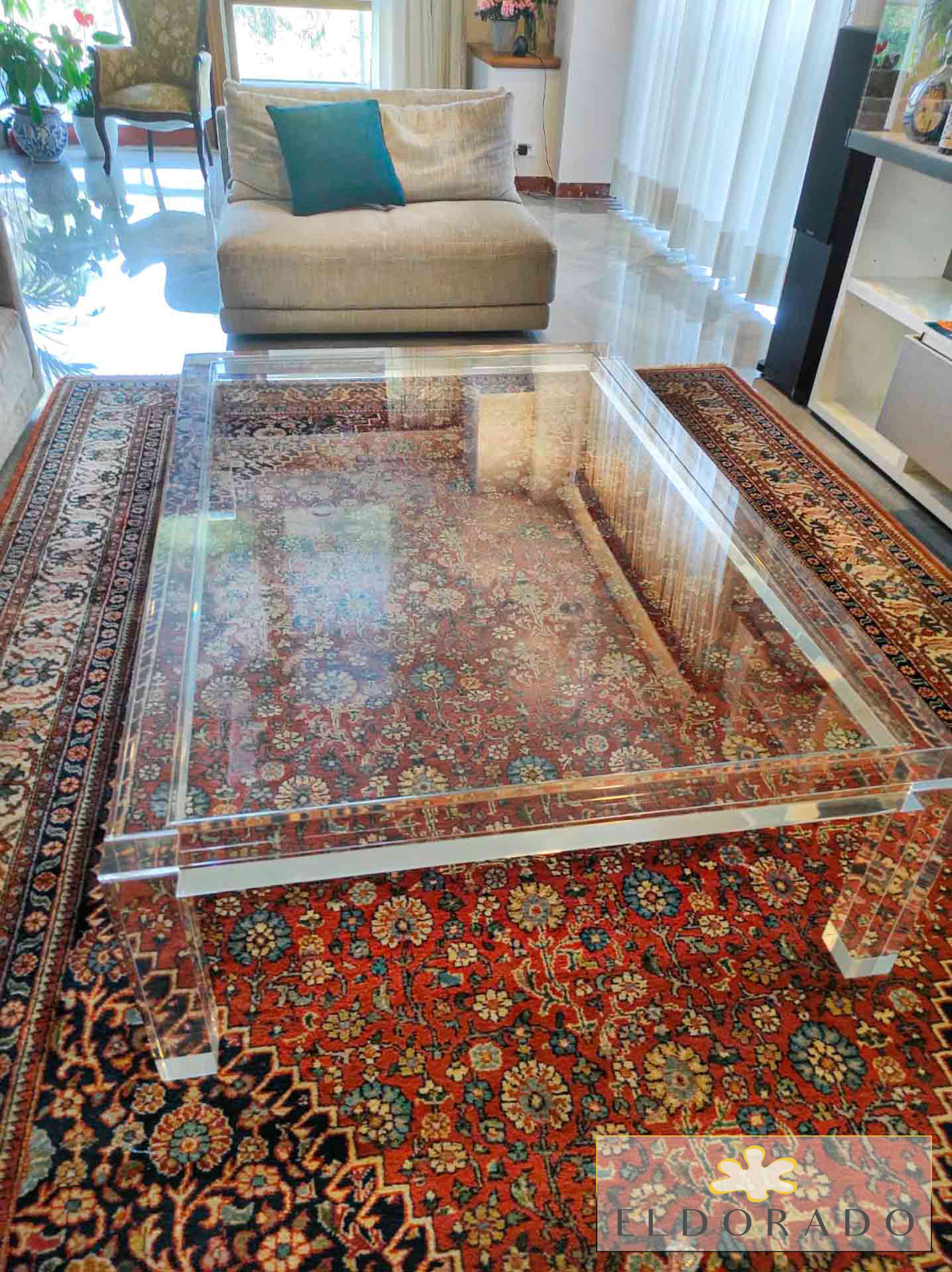 Tavolino in plexiglass MISSING cm 150 x 100 h.40 
