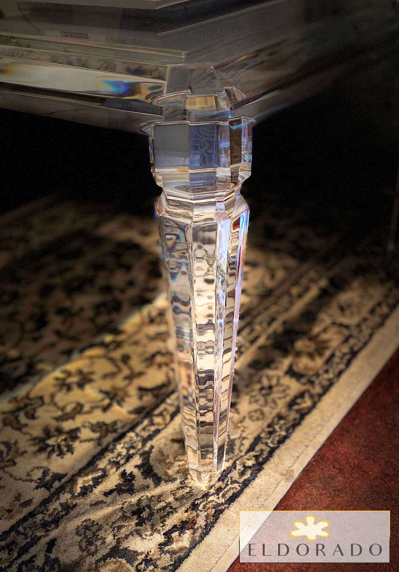 Tavolino in plexiglass OTTAGONO - particolare gamba