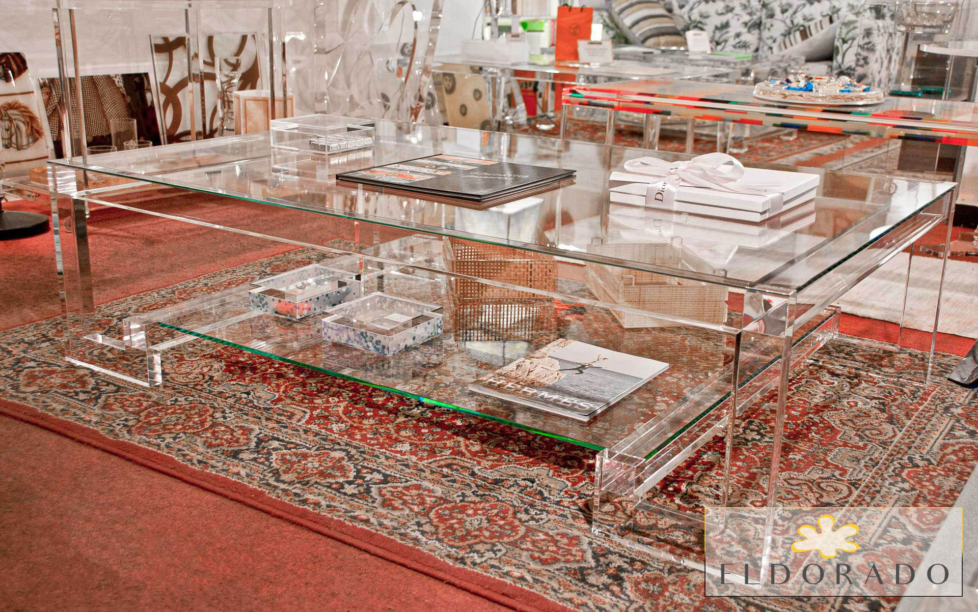 Tavolino in plexiglass VERSO cm 140 x 90 h.40 