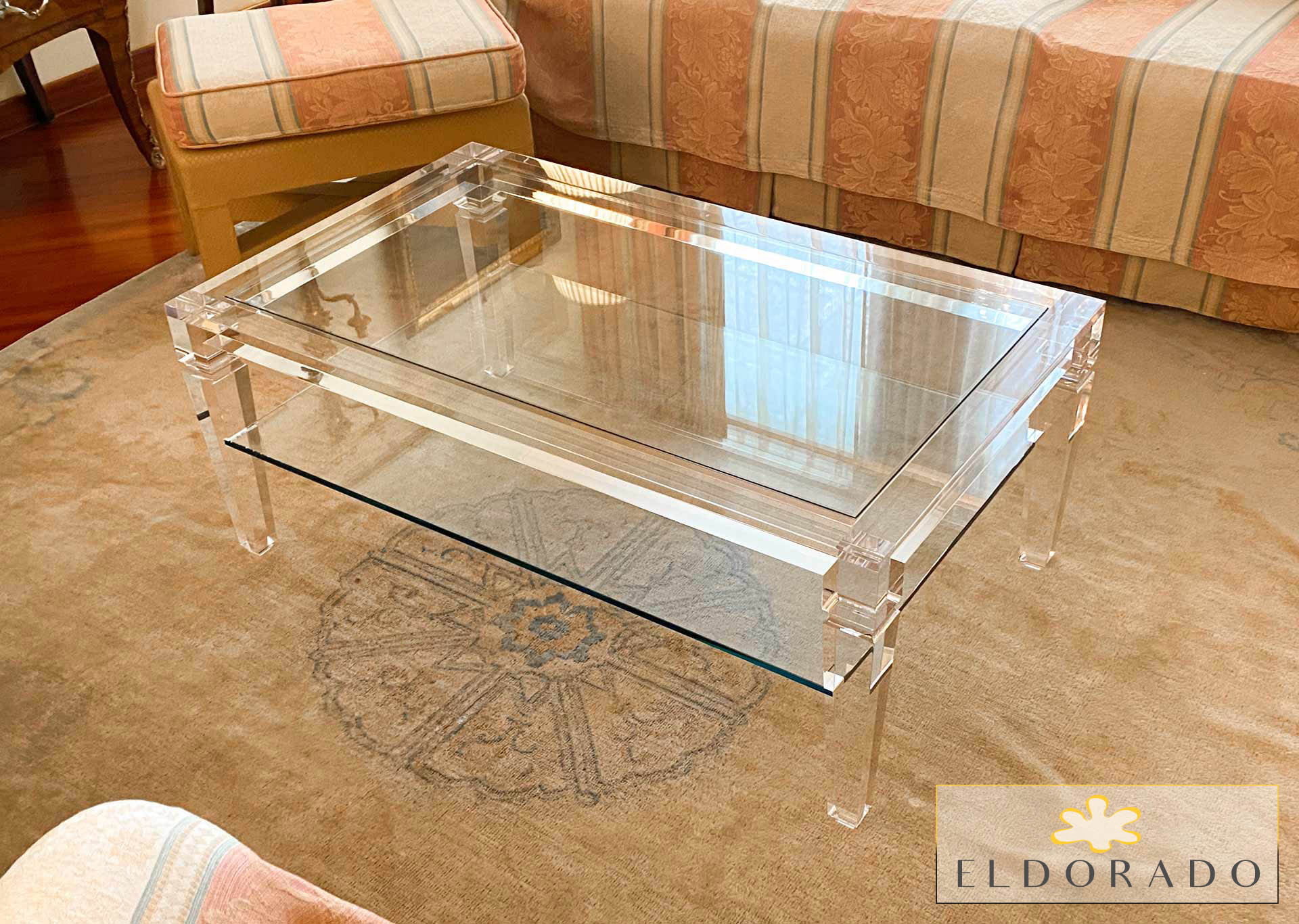 Tavolino in plexiglass LV1 cm 100 x 60 h.40 con ripiano