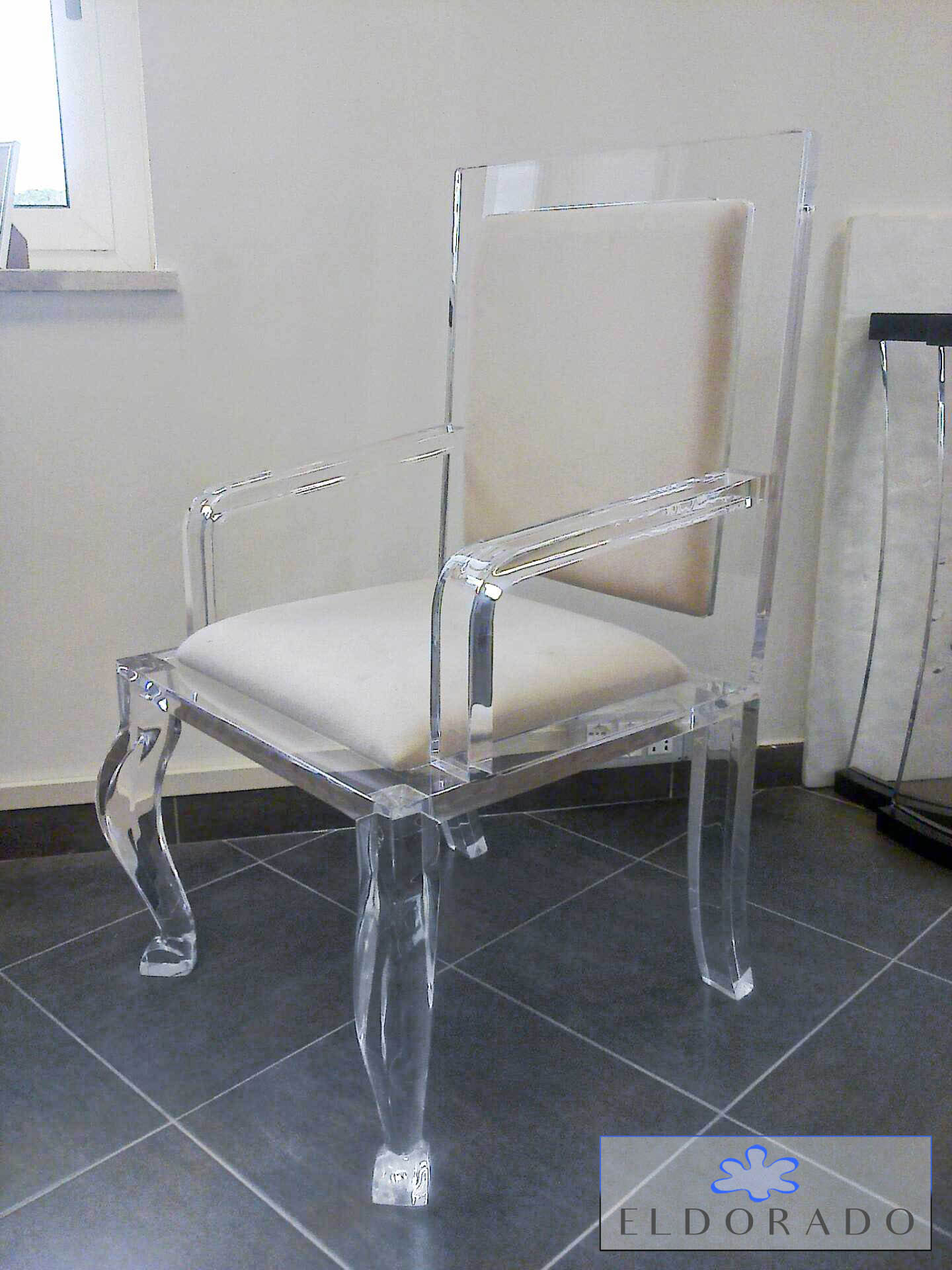 sedie-modello-oc-acrylic-chair-oc-fabric-seat-armrests-jpg