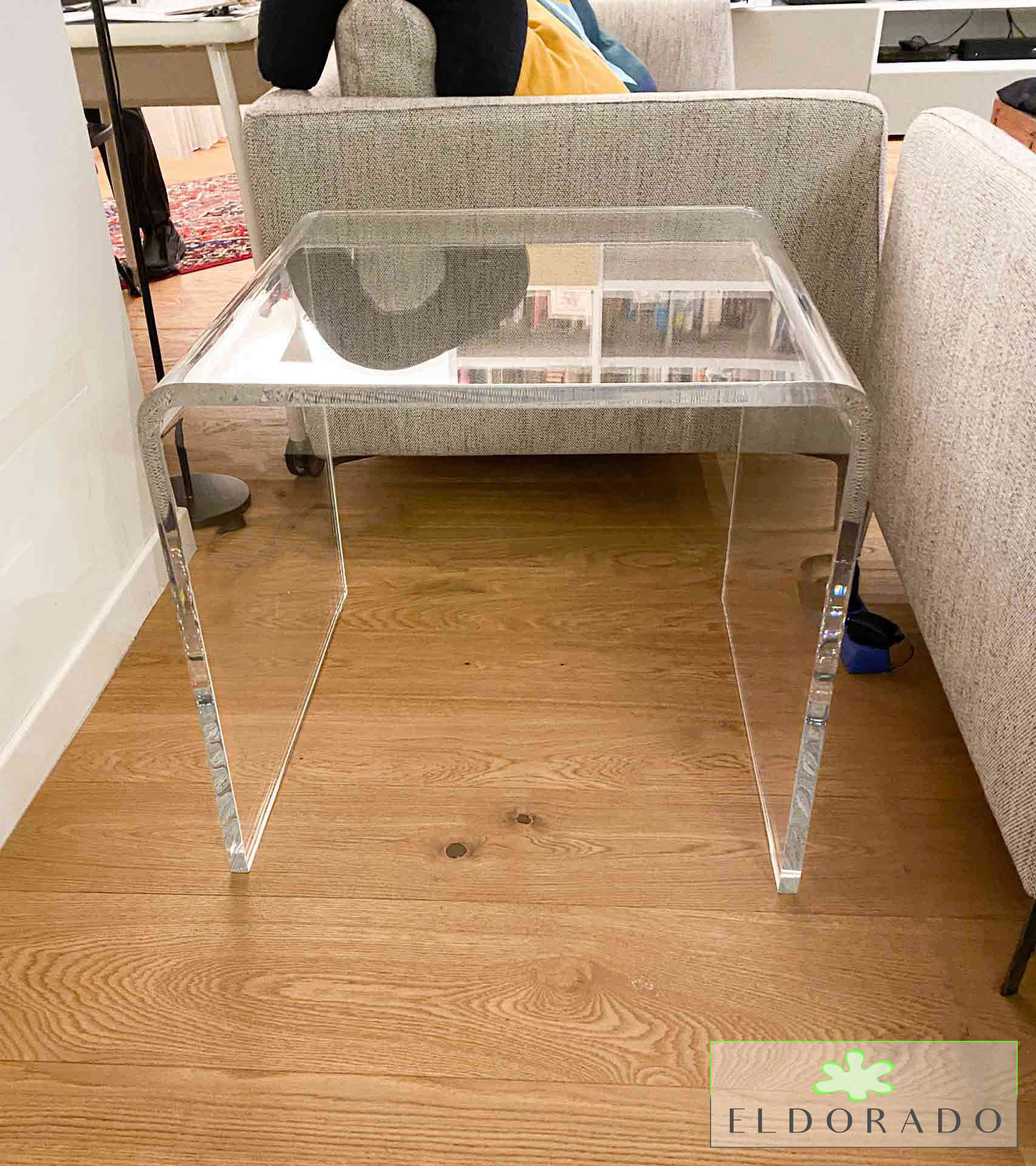 tavolini-angolari-lato-divano-modello-ponte-3-acrylic-side-tables-ponte-style-jpg