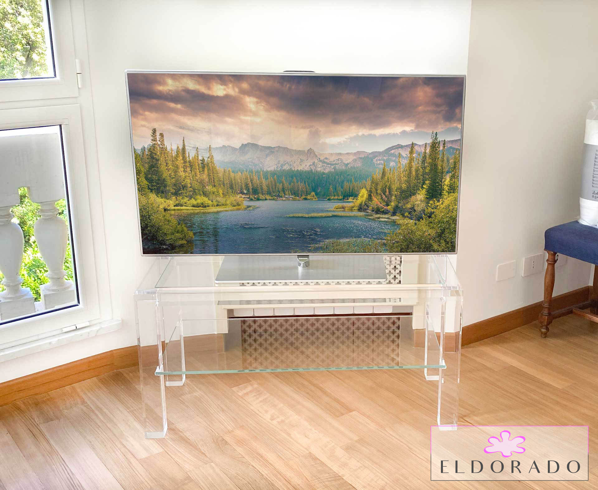 mobili-tv-modello-missing-1-acrylic-tv-stands-missing-jpg