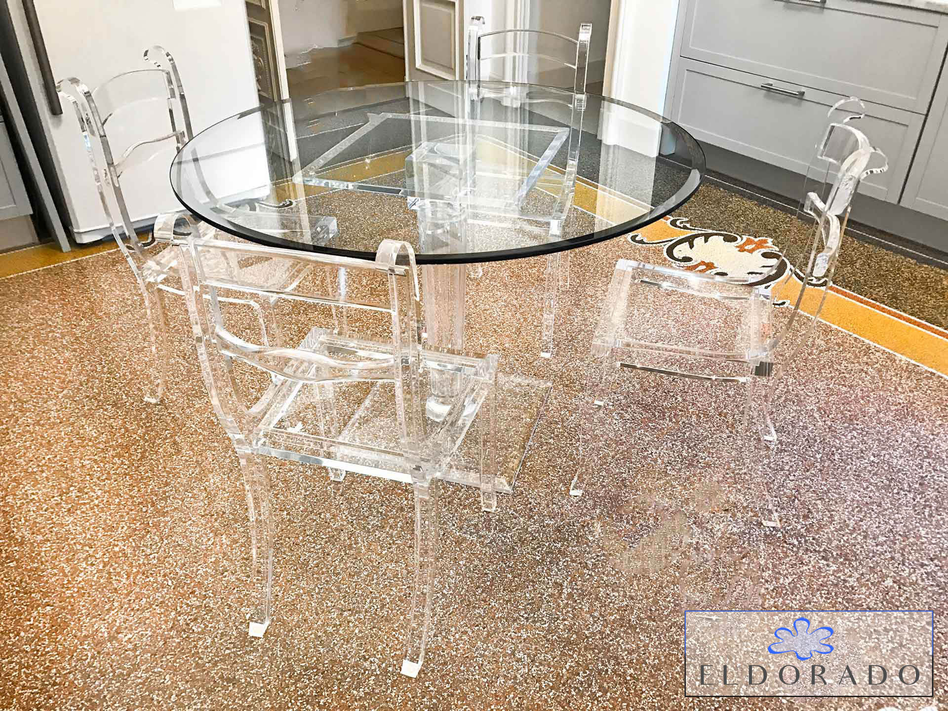 sedie-modello-ricciolo-fine-acrylic-chairs-ricciolo-acrylic-seat-jpg