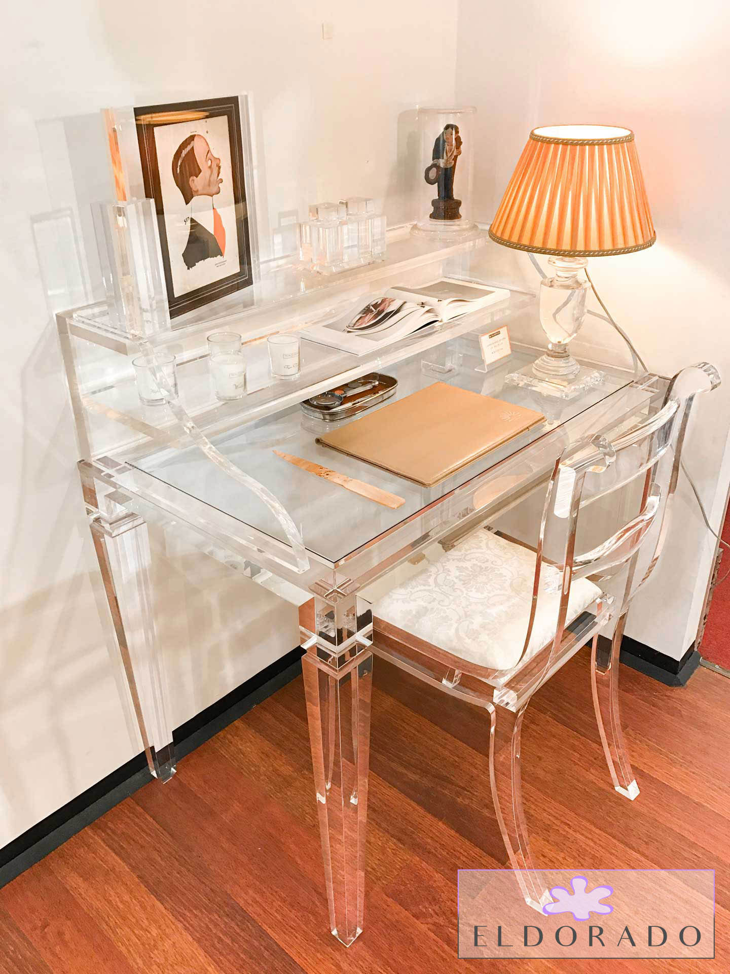 scrivanie-scrittoi-modello-lv1-scrittoio-luxury-acrylic-writing-desk-lv1-jpg