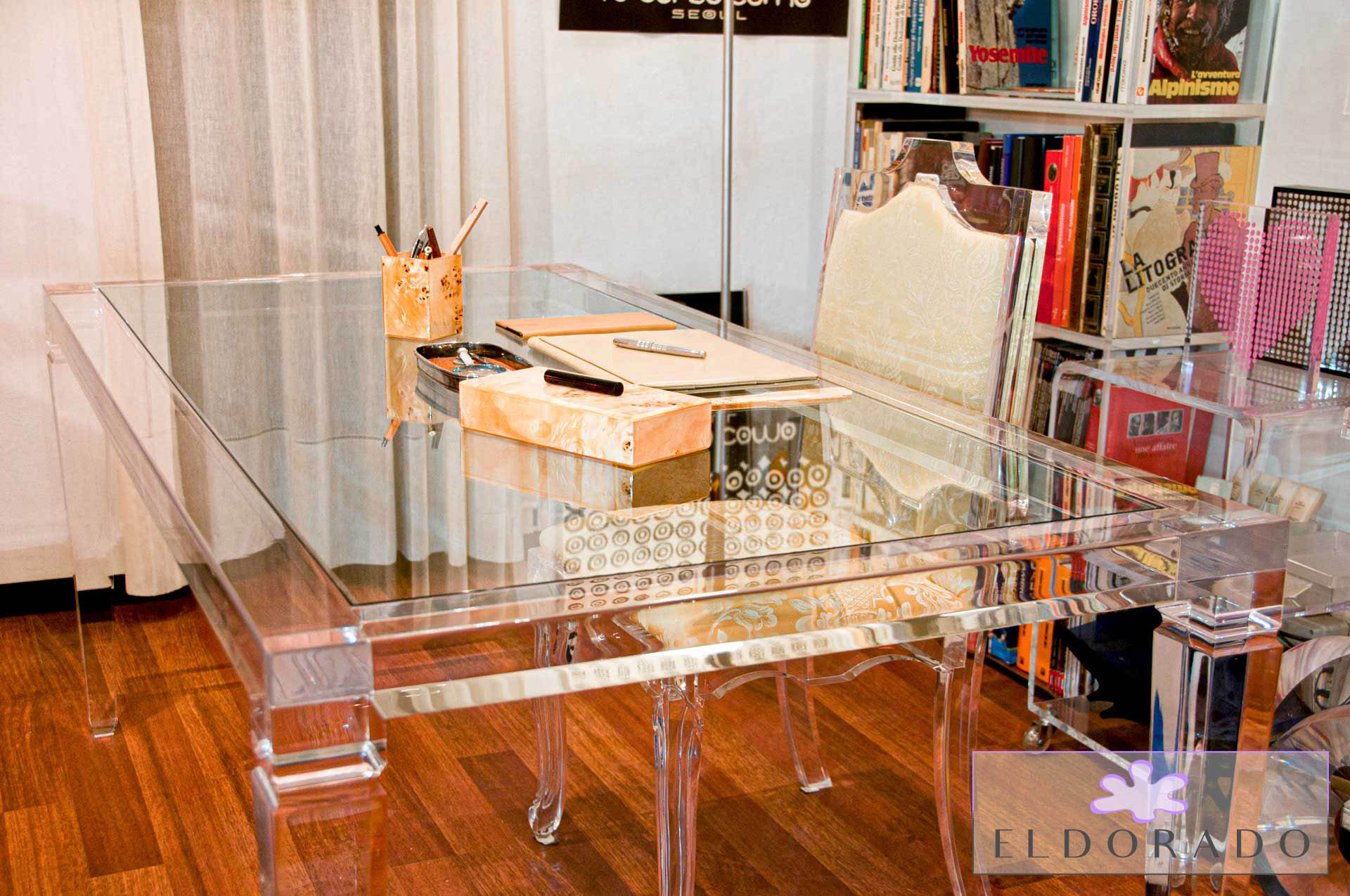 Scrivania in plexiglass LV1 cm 180 x 90 h.75