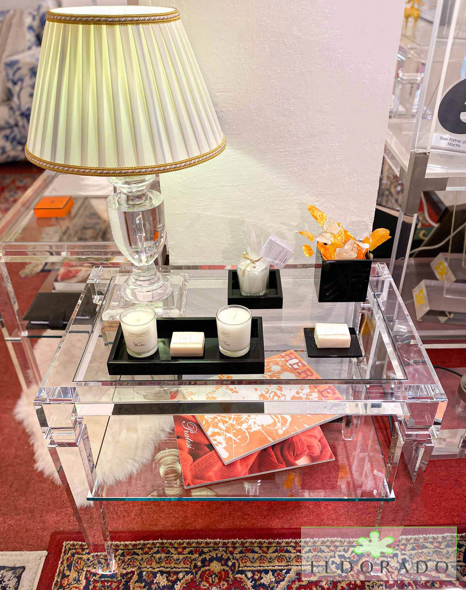 Tavolino in plexiglass LV1 cm 60 x 40 h 50 con ripiano
