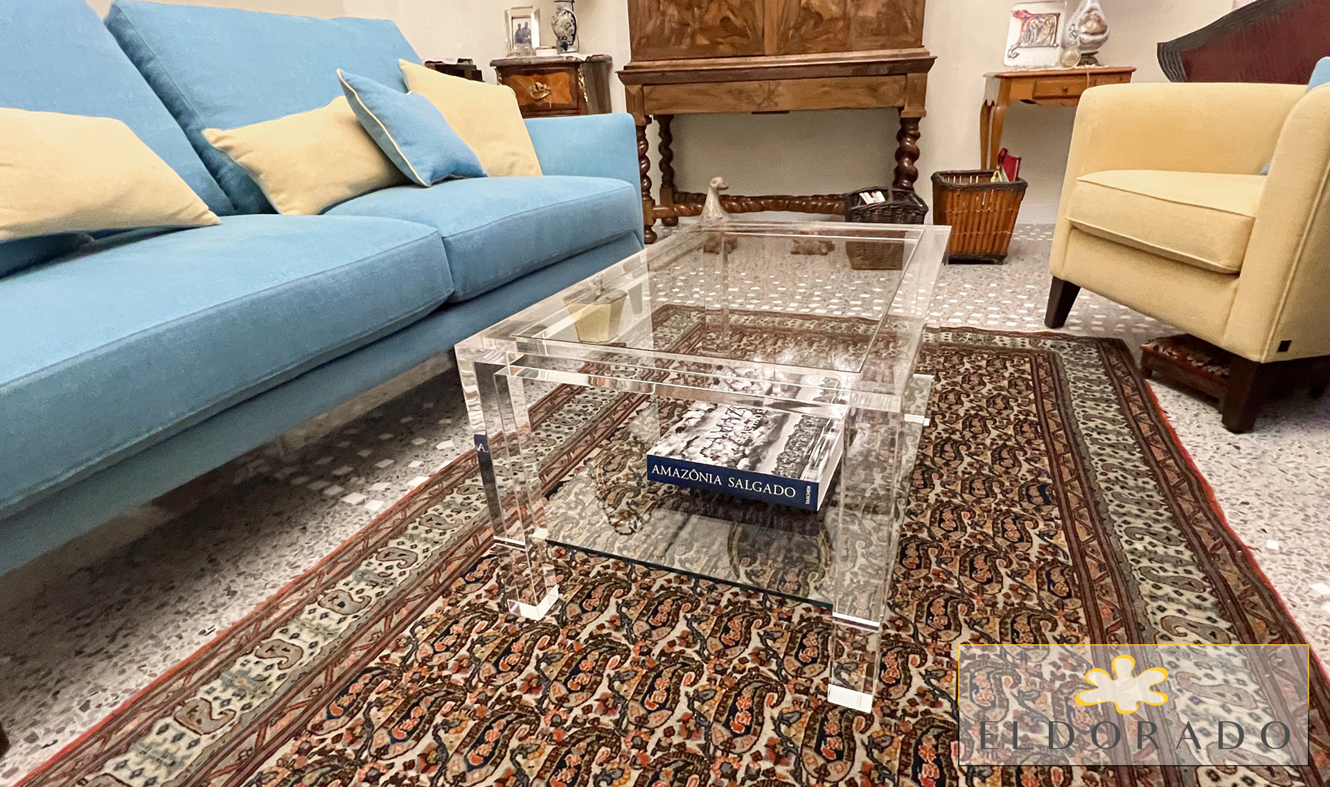 Tavolino in plexiglass MISSING cm 80 x 50 h.40 con ripiano
