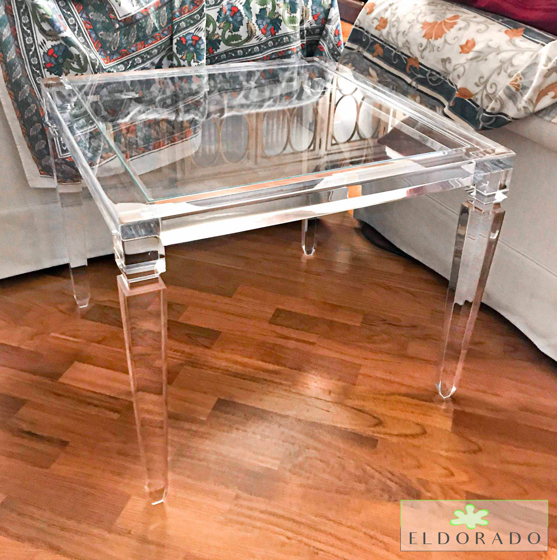 Tavolino in plexiglass LV1 cm 60 x 60 h 50