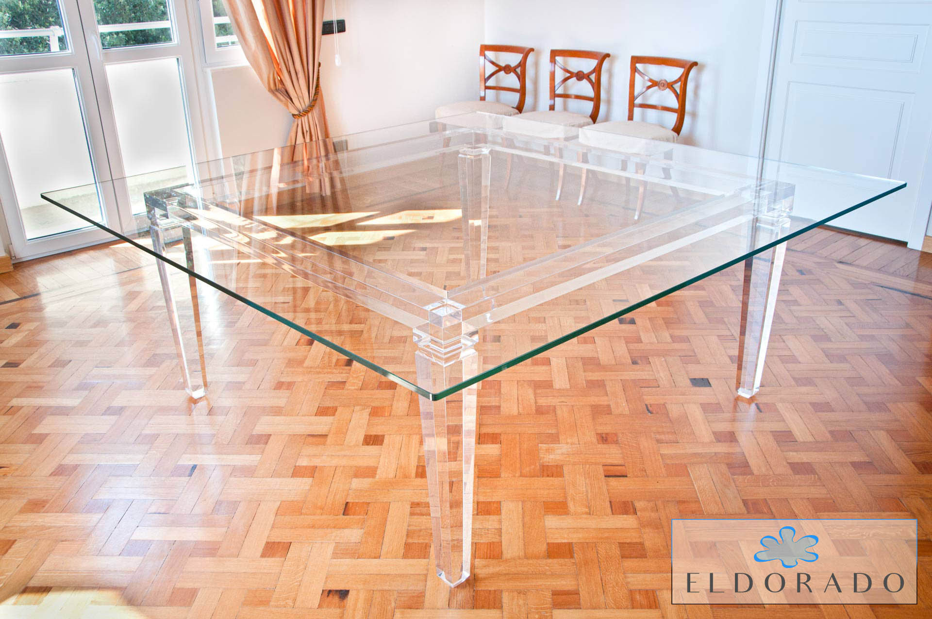 Tavolo pranzo in plexiglass LV1 A SBALZO cm 200 x 200 h.76